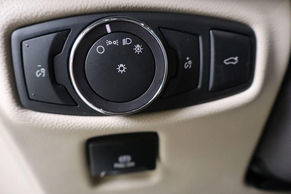 used 2017 Lincoln MKZ Hybrid car, priced at $15,400