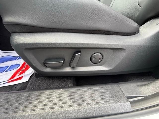 new 2025 Nissan Rogue car