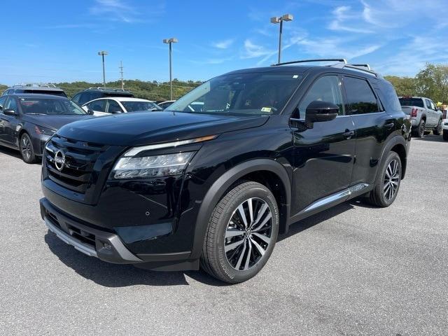 new 2024 Nissan Pathfinder car, priced at $47,919