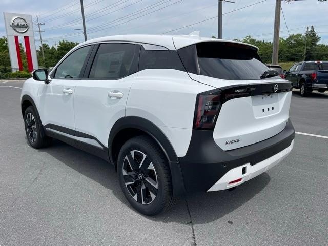 new 2025 Nissan Kicks car, priced at $26,305