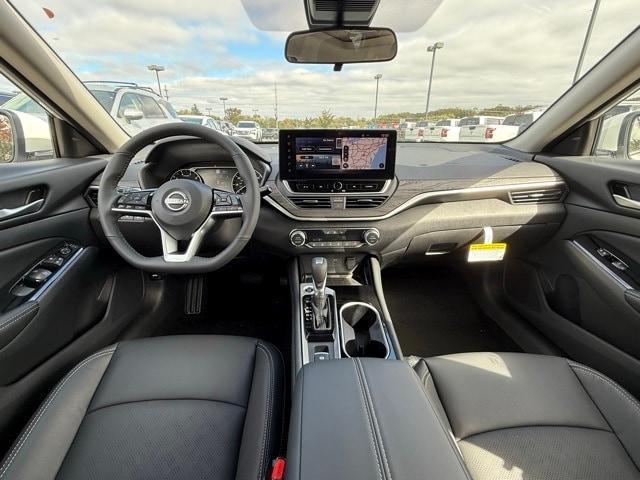 new 2025 Nissan Altima car, priced at $33,334