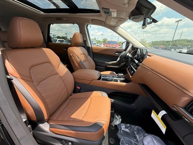 new 2025 Nissan Pathfinder car, priced at $49,517