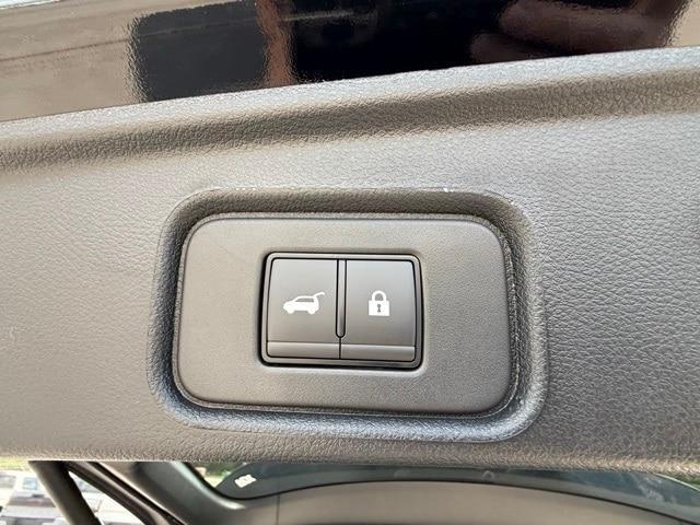 new 2025 Nissan Pathfinder car, priced at $49,517