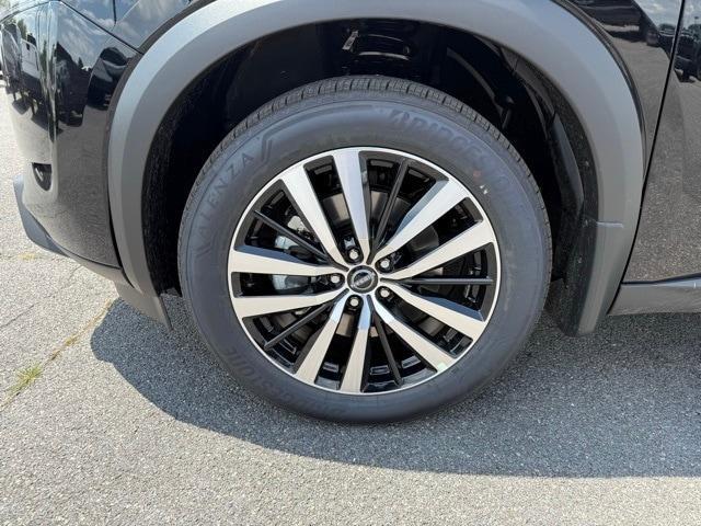 new 2025 Nissan Pathfinder car, priced at $49,517
