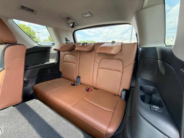 new 2025 Nissan Pathfinder car, priced at $49,517