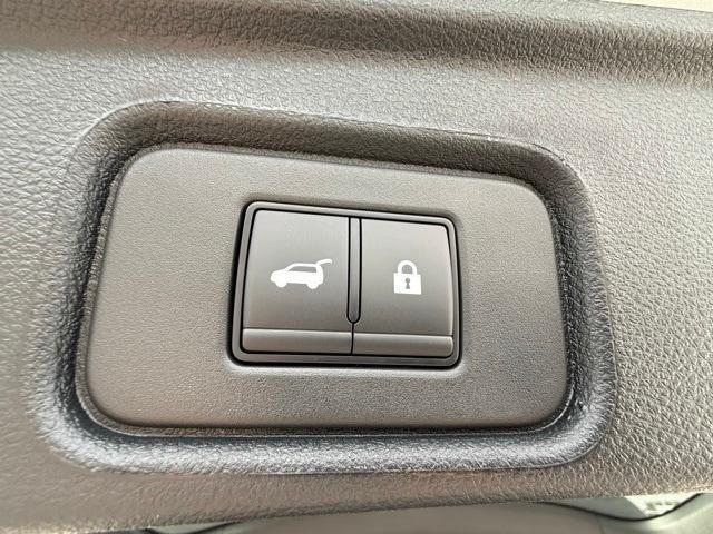 new 2025 Nissan Pathfinder car, priced at $38,379