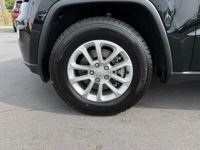 used 2021 Jeep Grand Cherokee car, priced at $19,400