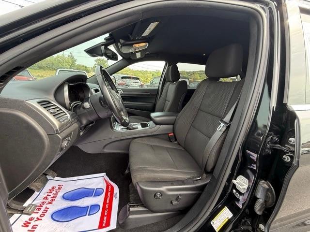 used 2021 Jeep Grand Cherokee car, priced at $19,400