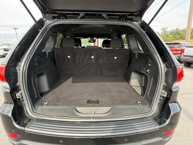 used 2021 Jeep Grand Cherokee car, priced at $19,400