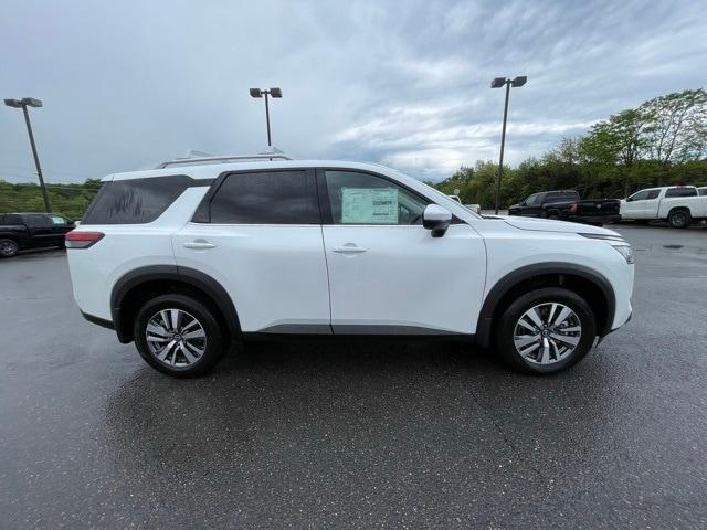 new 2025 Nissan Pathfinder car, priced at $44,316