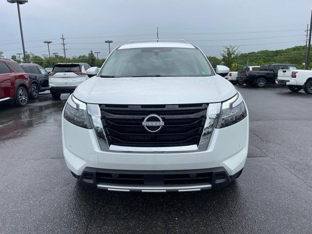 new 2025 Nissan Pathfinder car, priced at $44,316