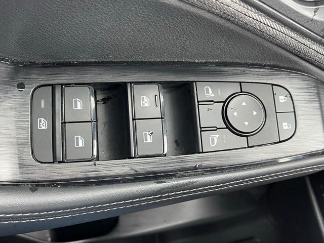 used 2022 Nissan Rogue car, priced at $21,900
