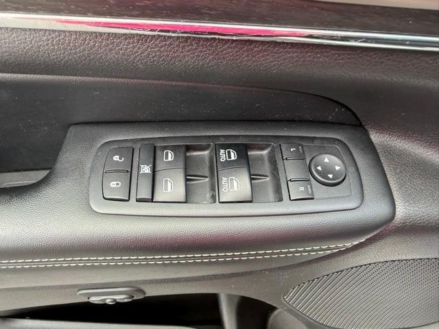 used 2017 Jeep Grand Cherokee car, priced at $13,500