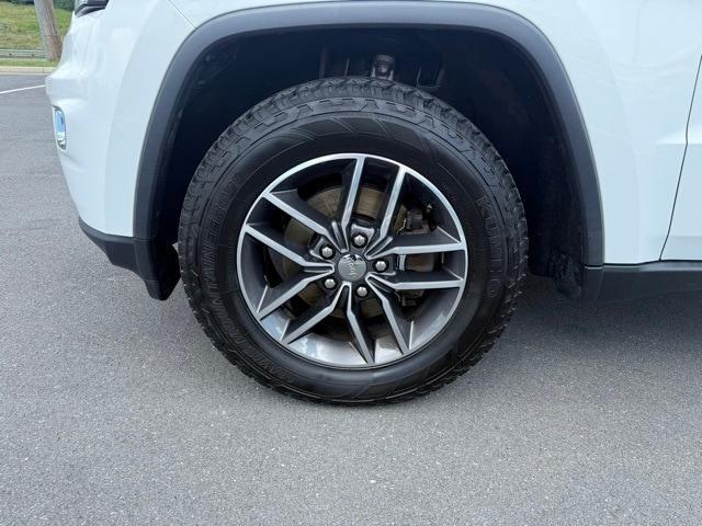 used 2017 Jeep Grand Cherokee car, priced at $13,500