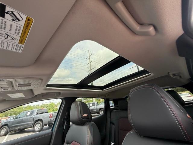 new 2025 Nissan Kicks car, priced at $32,065
