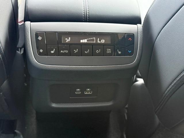 new 2025 Nissan Pathfinder car, priced at $45,599