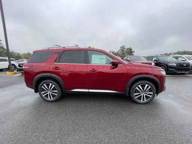 new 2024 Nissan Pathfinder car, priced at $47,665