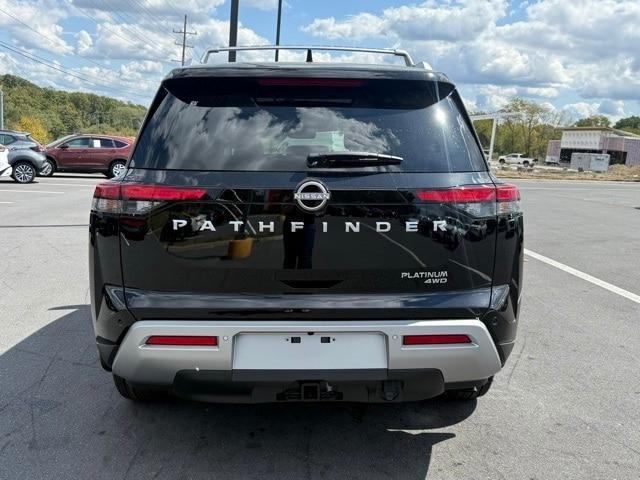 new 2025 Nissan Pathfinder car, priced at $45,622