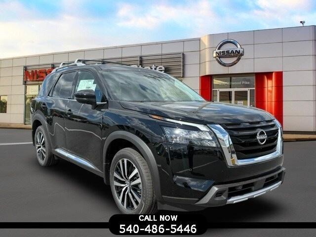 new 2025 Nissan Pathfinder car, priced at $49,622