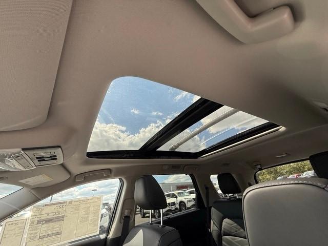 new 2025 Nissan Pathfinder car, priced at $45,622