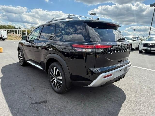 new 2025 Nissan Pathfinder car, priced at $45,622