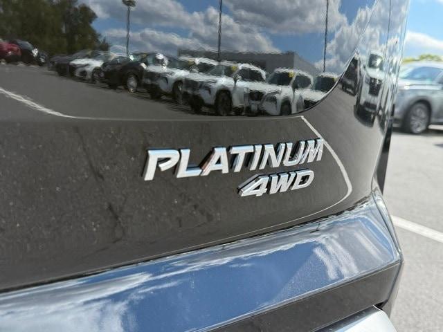 new 2025 Nissan Pathfinder car, priced at $45,622