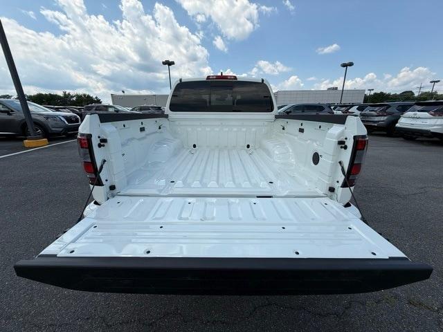 new 2025 Nissan Frontier car