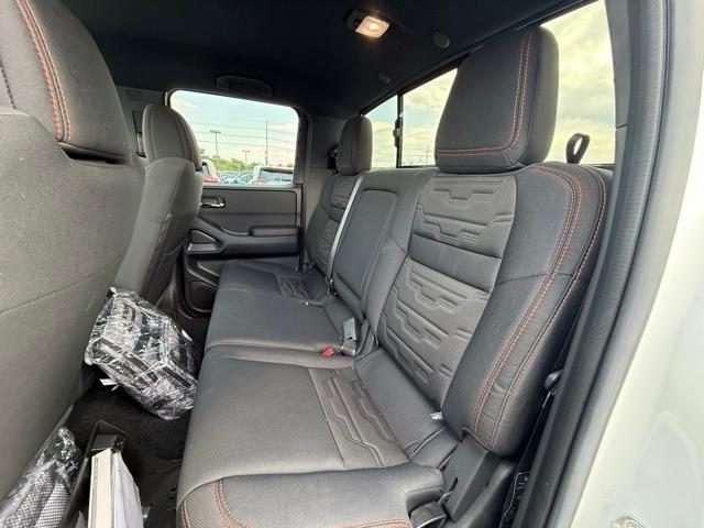 new 2025 Nissan Frontier car