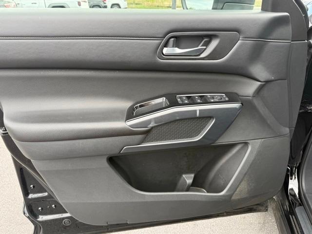 used 2023 Nissan Pathfinder car, priced at $29,900