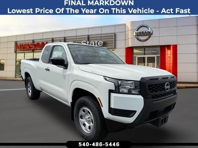 new 2025 Nissan Frontier car, priced at $32,180