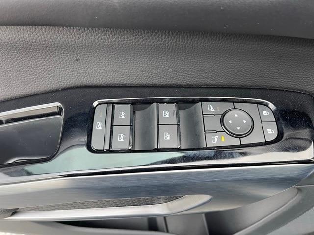 new 2025 Nissan Pathfinder car, priced at $48,331