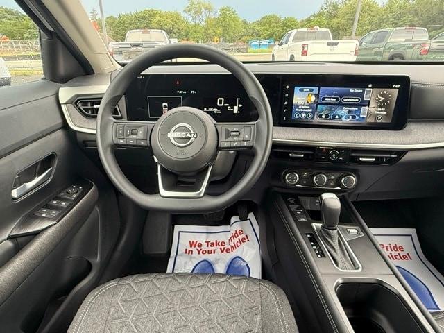 new 2025 Nissan Kicks car, priced at $26,871
