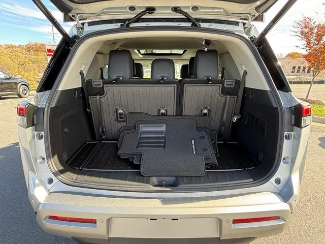 new 2025 Nissan Pathfinder car, priced at $42,090