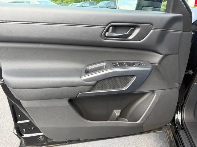used 2024 Nissan Pathfinder car, priced at $38,900
