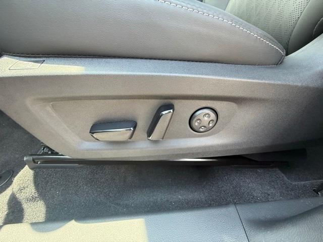 new 2025 Nissan Murano car, priced at $50,731