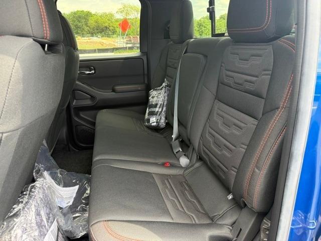 new 2025 Nissan Frontier car