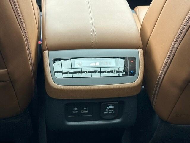 new 2025 Nissan Pathfinder car, priced at $46,332