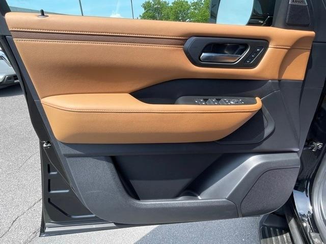 new 2025 Nissan Armada car, priced at $67,142