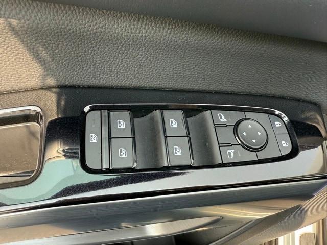 used 2022 Nissan Pathfinder car, priced at $33,900