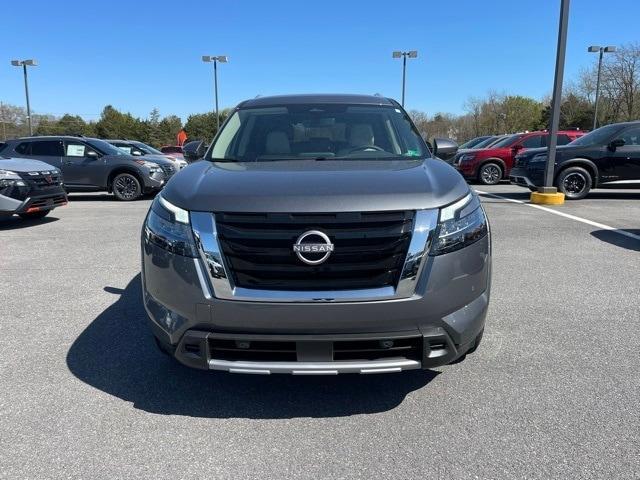 new 2025 Nissan Pathfinder car, priced at $40,446