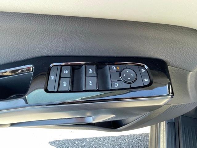 new 2025 Nissan Pathfinder car, priced at $40,446