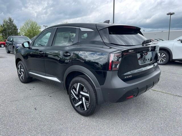 new 2025 Nissan Kicks car, priced at $24,721