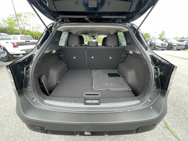 new 2025 Nissan Kicks car, priced at $24,721