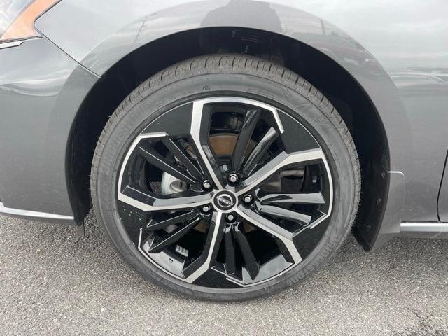new 2025 Nissan Altima car, priced at $30,271
