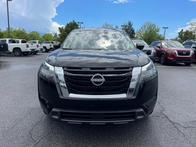 new 2025 Nissan Pathfinder car, priced at $38,104