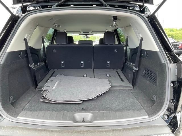 new 2025 Nissan Pathfinder car, priced at $38,104