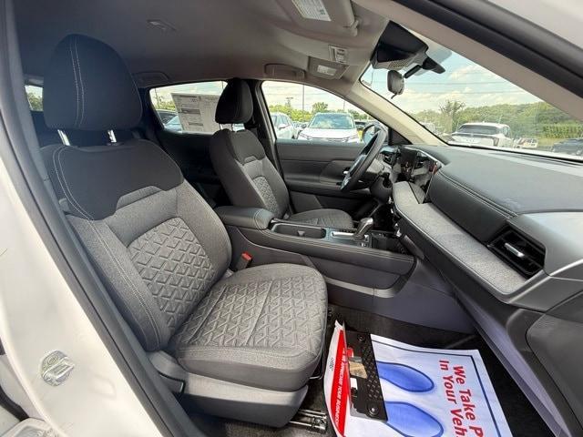 new 2025 Nissan Kicks car, priced at $27,124