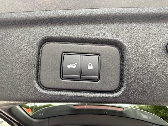new 2025 Nissan Pathfinder car