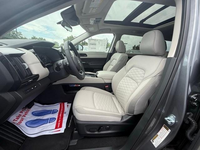 new 2025 Nissan Pathfinder car