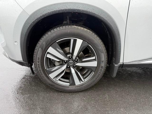 used 2021 Nissan Rogue car, priced at $23,900